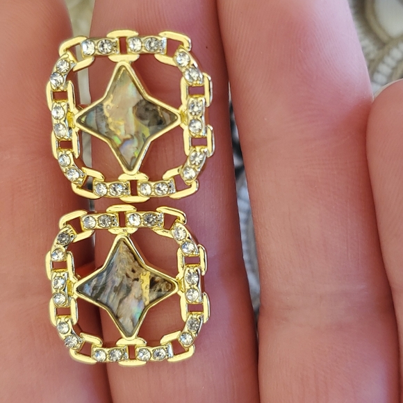 New Gold Wrapped Abalone Shell Stud Earrings. - Picture 7 of 16